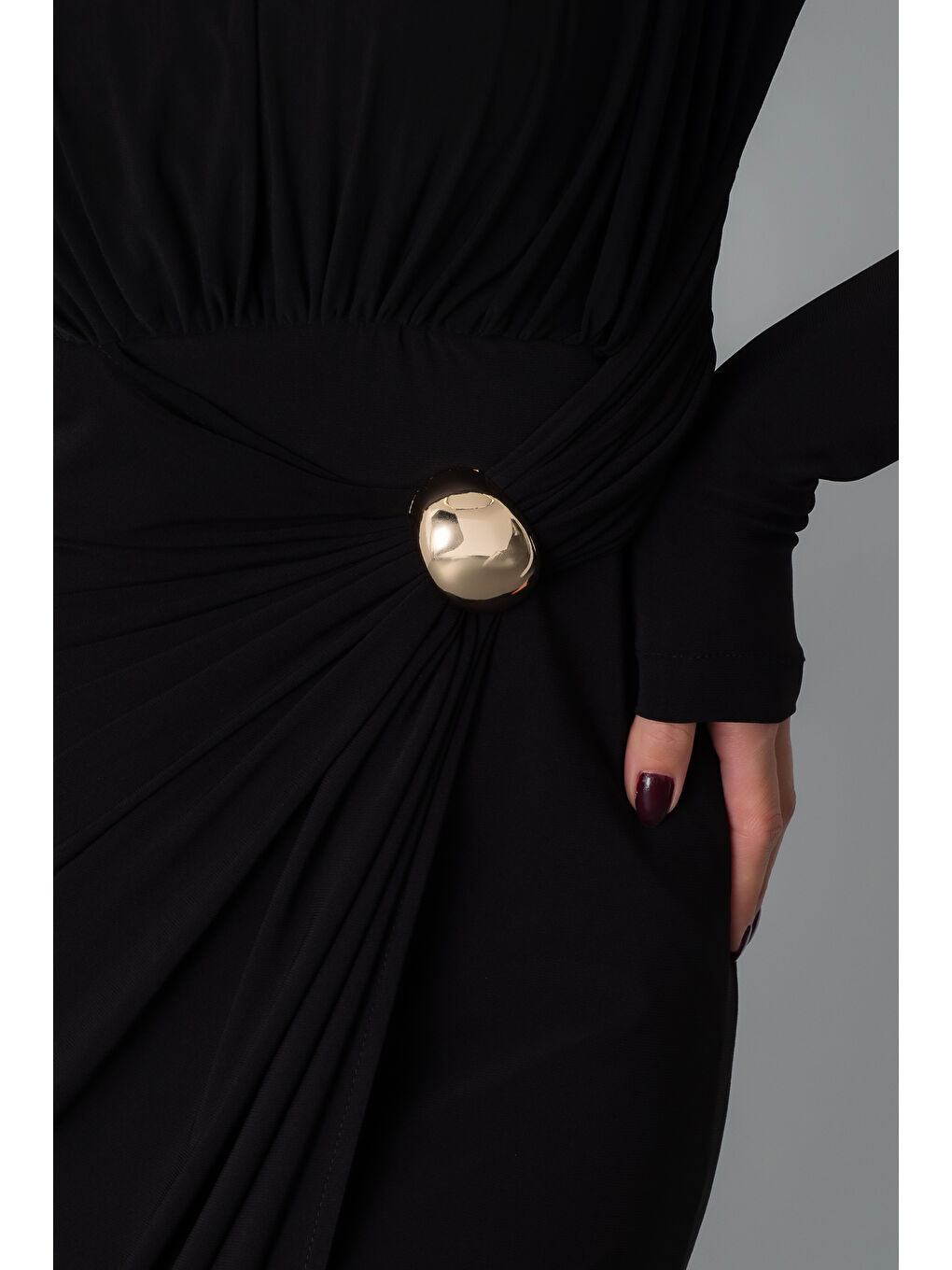 Kadın Siyah Büzgü Detay Kruvaze Midi Elbise-3