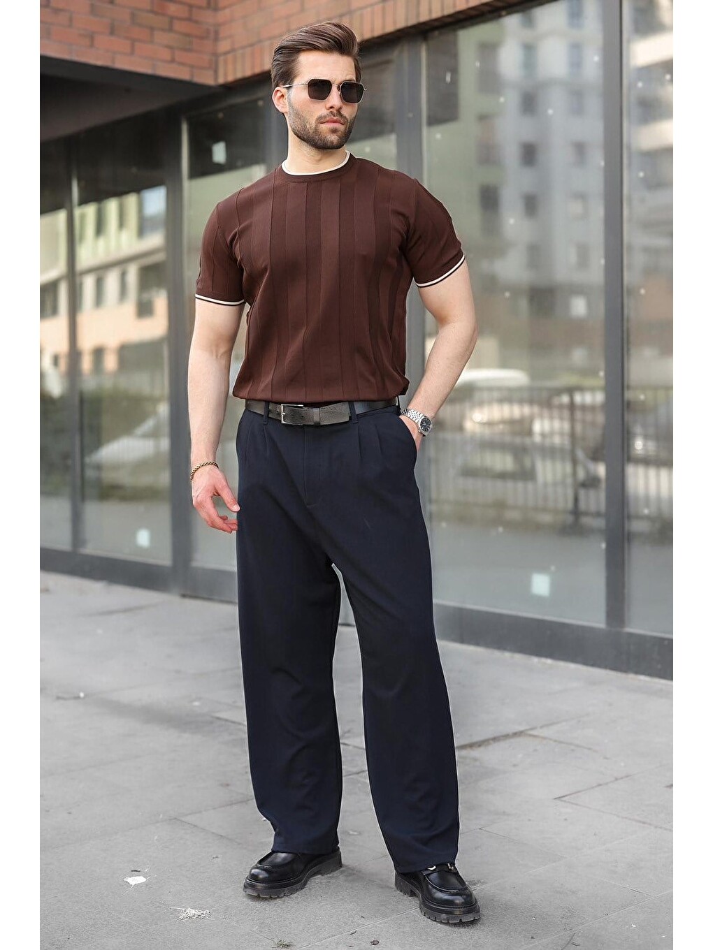 Kahverengi Bisiklet Yaka Regular Fit Triko Erkek Tişört E7487-2