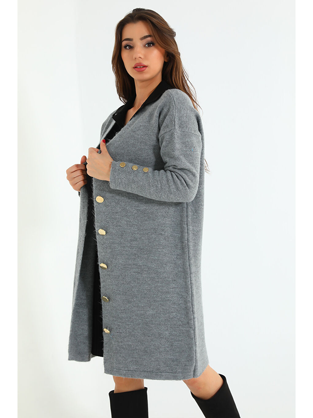 Gri Kadın Ön Düğmeli Salaş Triko Hırka-1