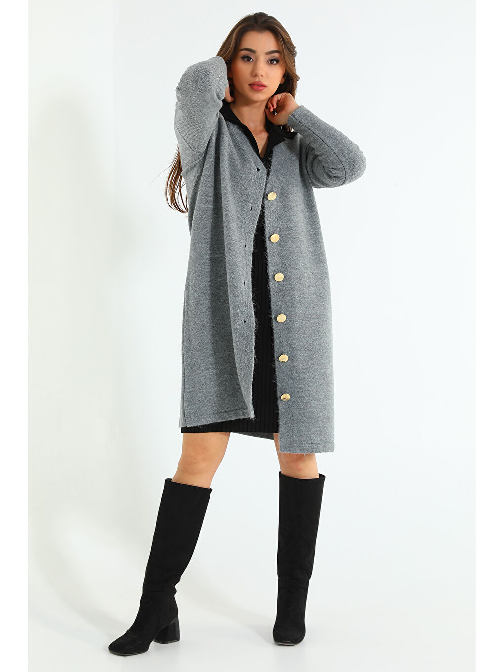 Gri Kadın Ön Düğmeli Salaş Triko Hırka-2