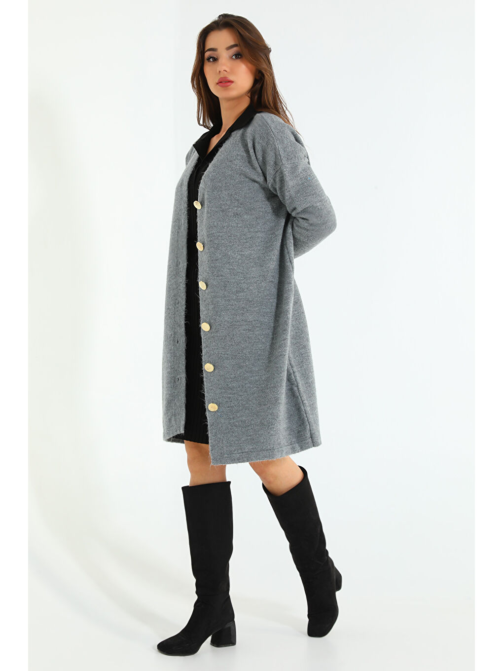 Gri Kadın Ön Düğmeli Salaş Triko Hırka-5