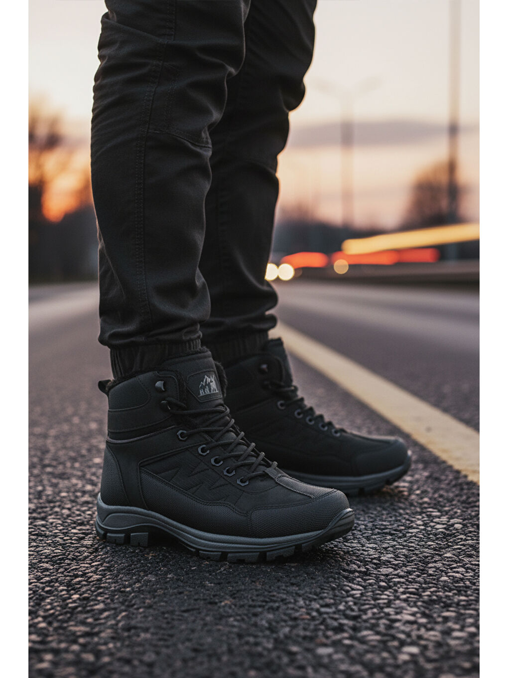 Siyah İçi Kürklü Soğuğa Dirençli Kaymaz Taban Unisex Outdoor Bot 980 G-2