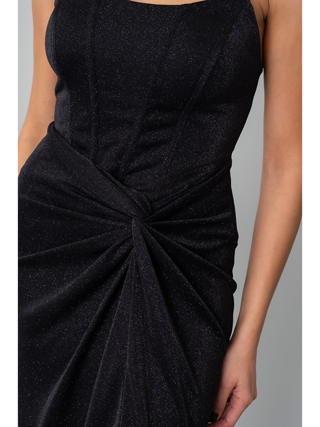 Kadın Siyah Straplez Simli Örme Abiye Elbise-3