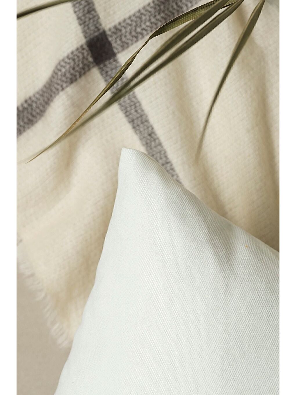 Panoroma Süet Dokulu Düz Punch (Panç) İçin Uygun Beyaz 50X50 Dekoratif Kırlent Kılıfı-2