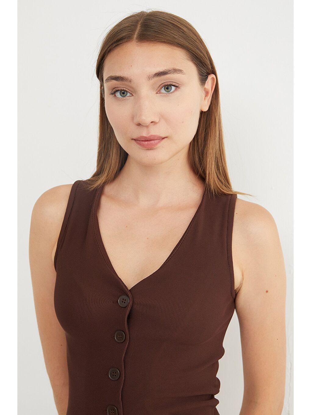 Kahverengi Düğmeli V Yaka Sıfır Kol Yelek-3