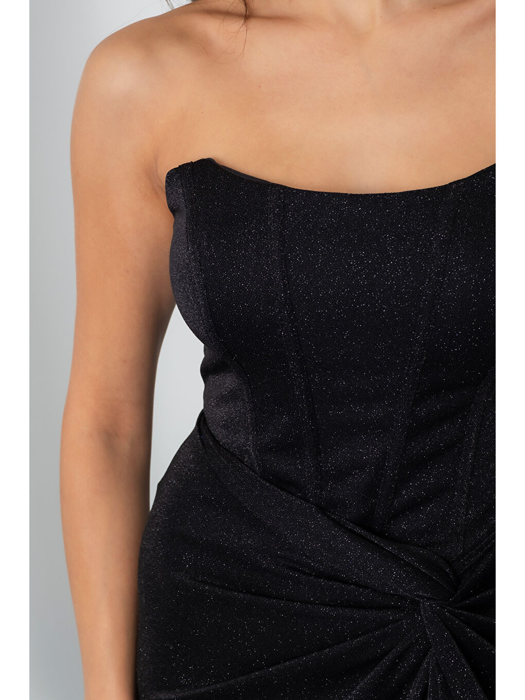 Kadın Siyah Straplez Simli Örme Abiye Elbise-4