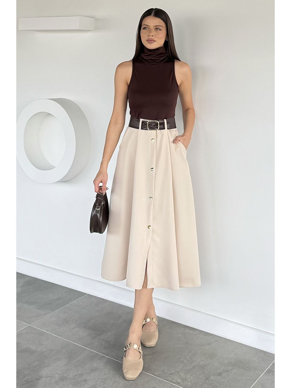 Kahverengi Kadın Balıkçı Yaka Çift Renkli Kemer Aksesuarlı Elbise