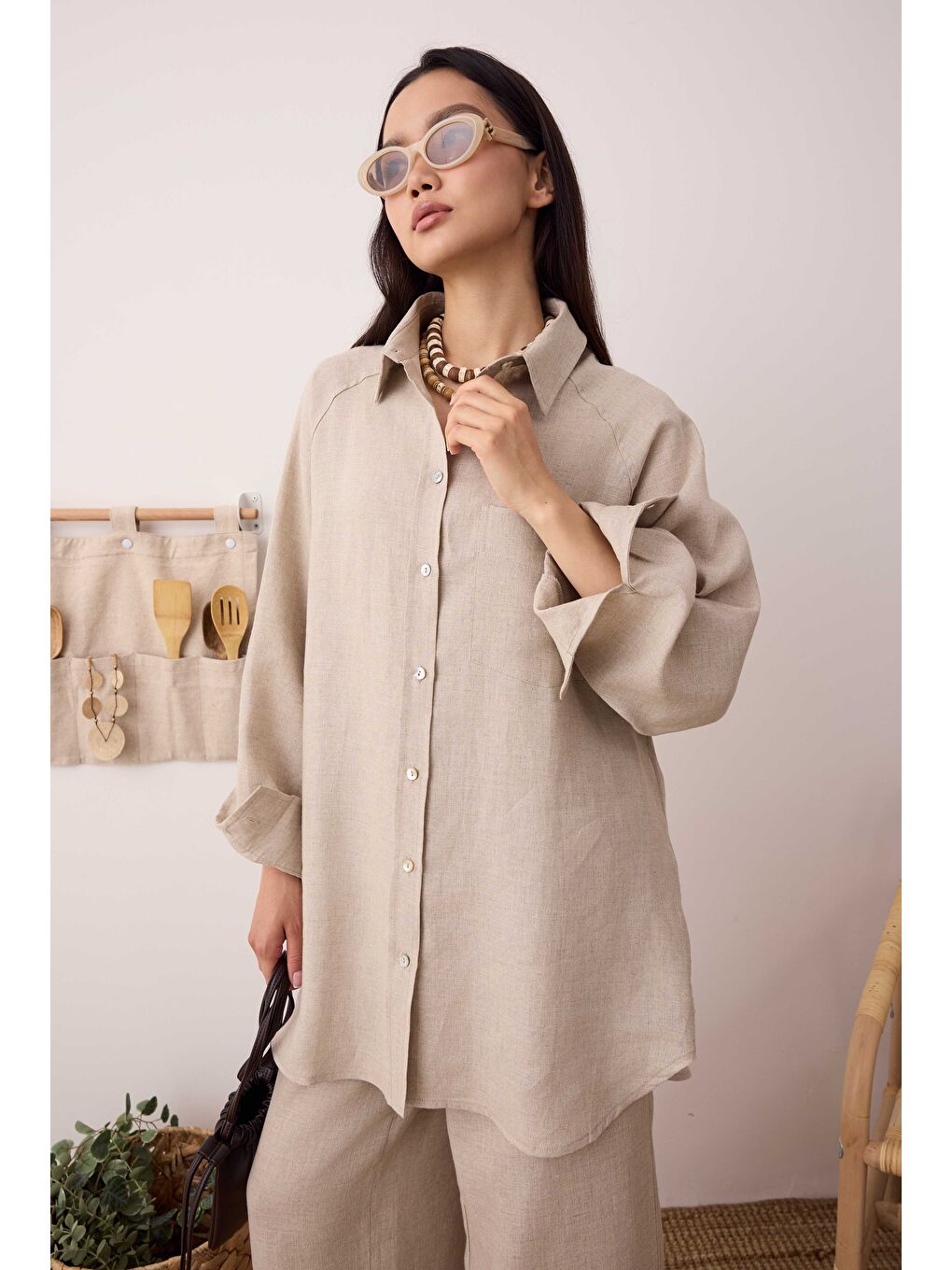 Bej Reglan Kol Basic Keten Gömlek Sedef-3