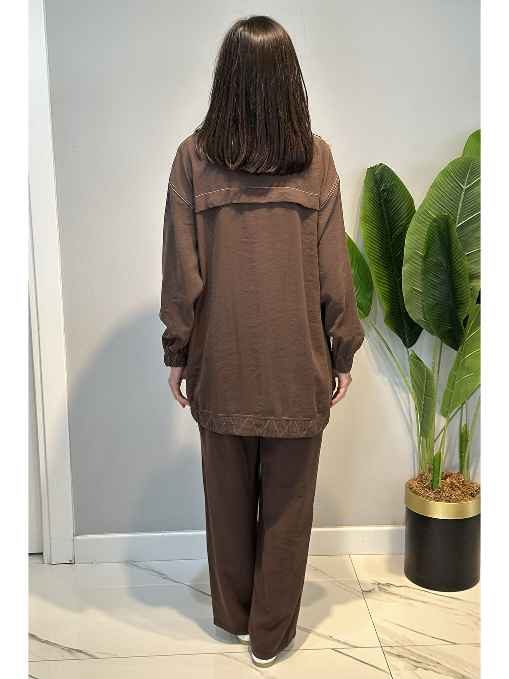 Dikiş Detaylı Cupra Modal Pantolonlu Takım 14405 Kahverengi-3