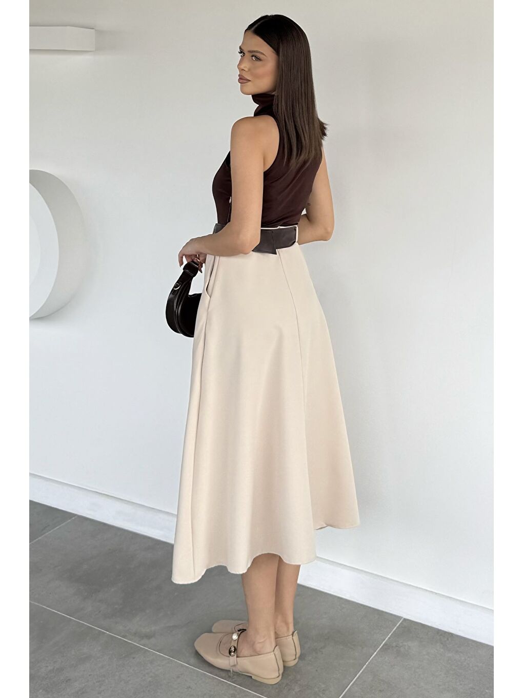 Kahverengi Kadın Balıkçı Yaka Çift Renkli Kemer Aksesuarlı Elbise-4