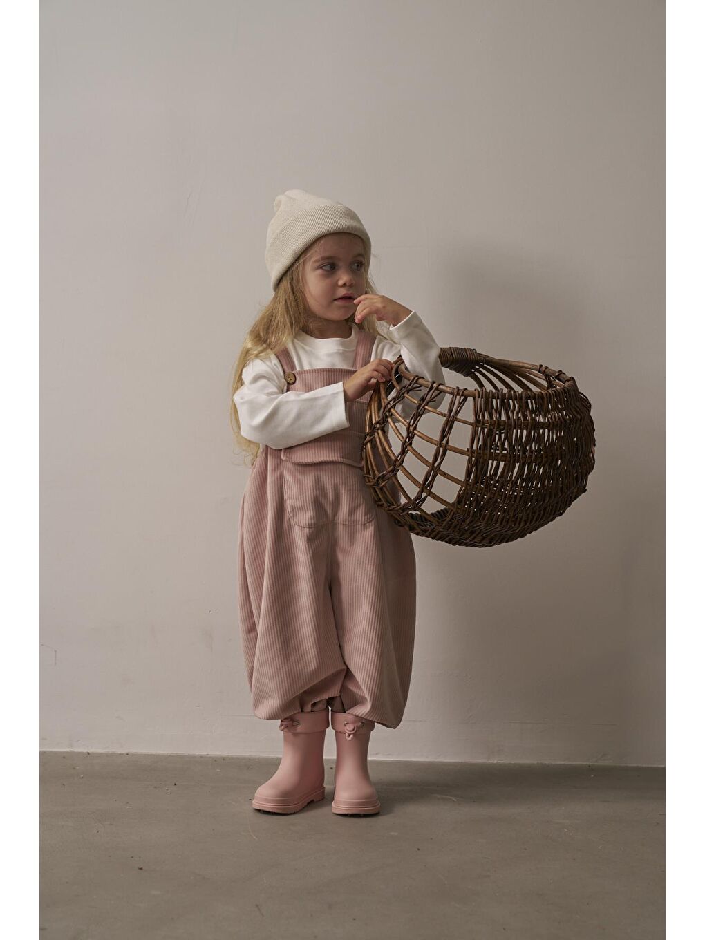 Pembe Pudra Childhood Velvet Çocuk Salopet Tulum-6