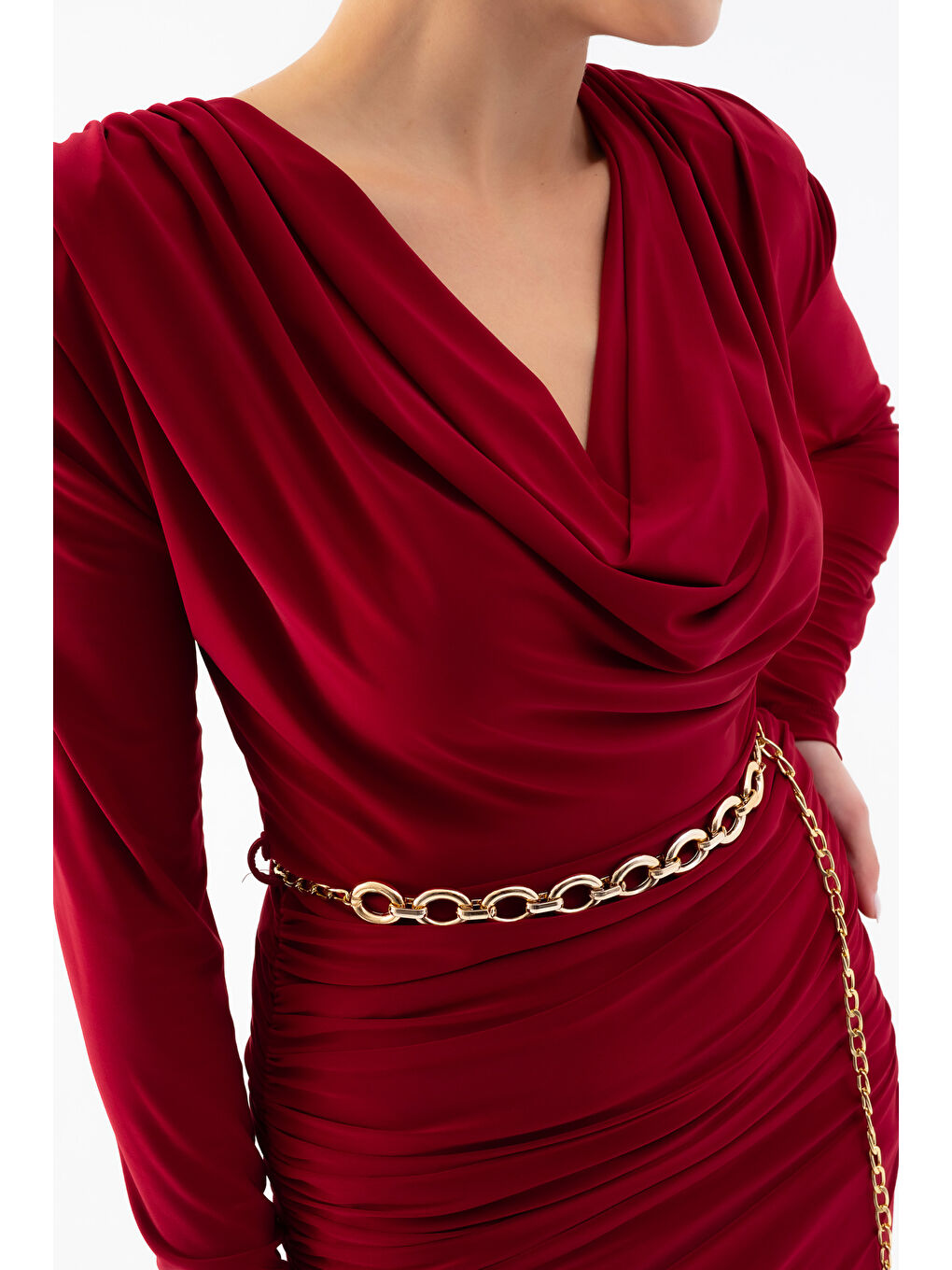 Kadın Bordo Degaje Yaka Zincir Kemerli Maxi Elbise-4