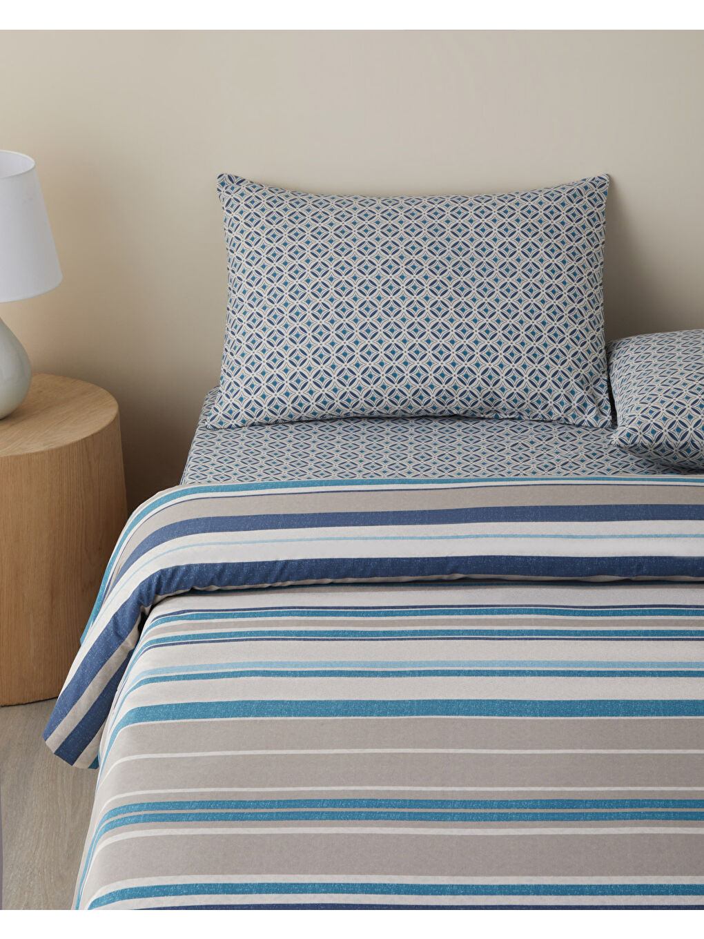 Line Motion Kolay Ütülenir Çift Kişilik Nevresim Takımı 200x220 cm Lacivert - Bej-1