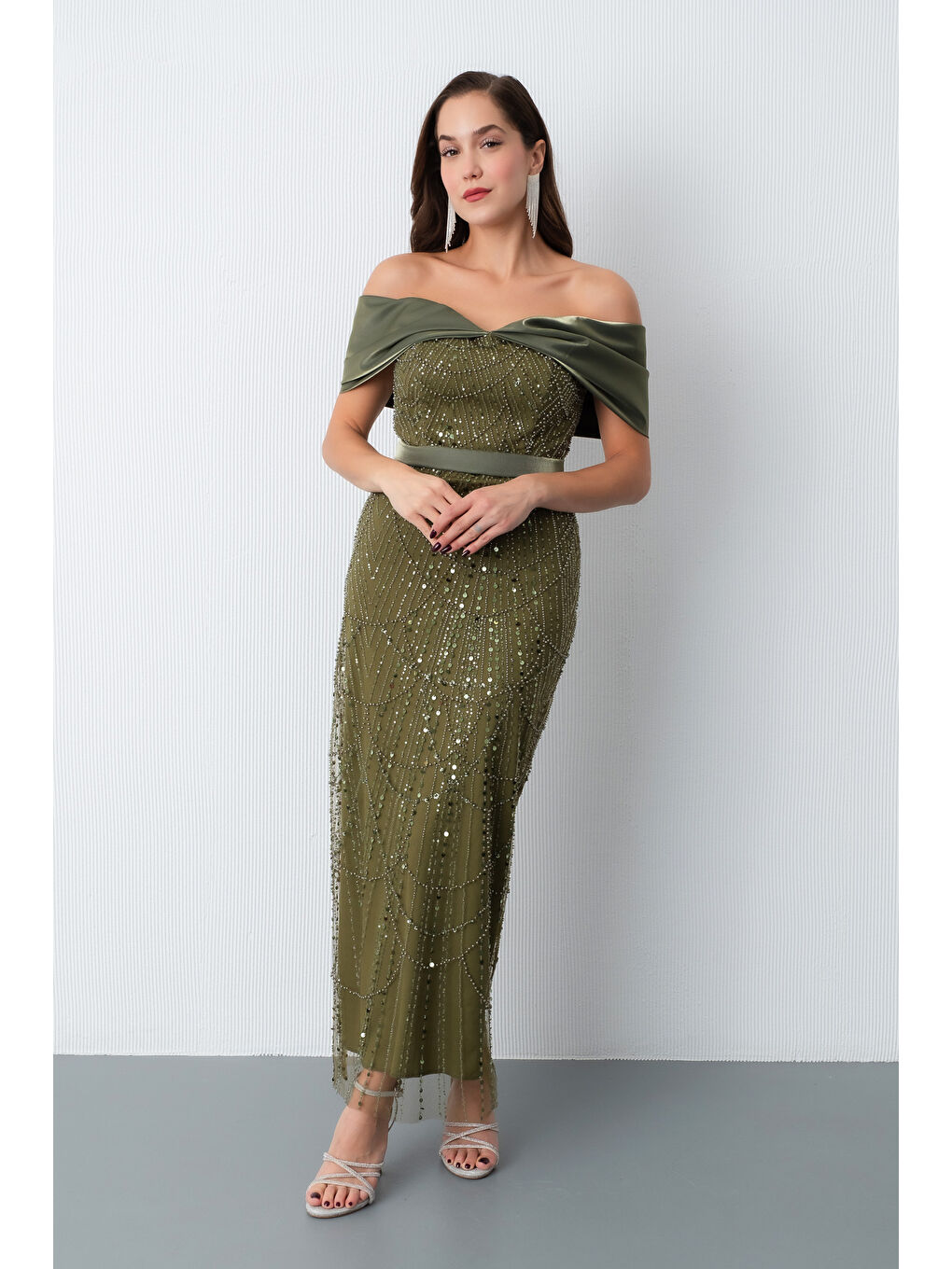 Kadın Haki Kayık Yaka Midi Boncuklu Abiye Elbise-1