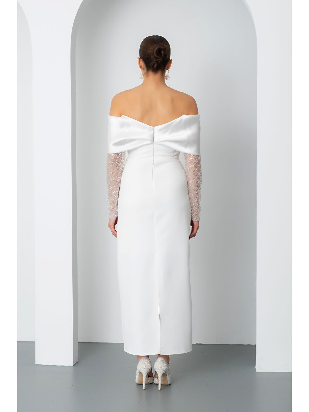 Kadın Beyaz Kol Detaylı Fiyonklu Söz Nişan Nikah Abiye Elbise-5