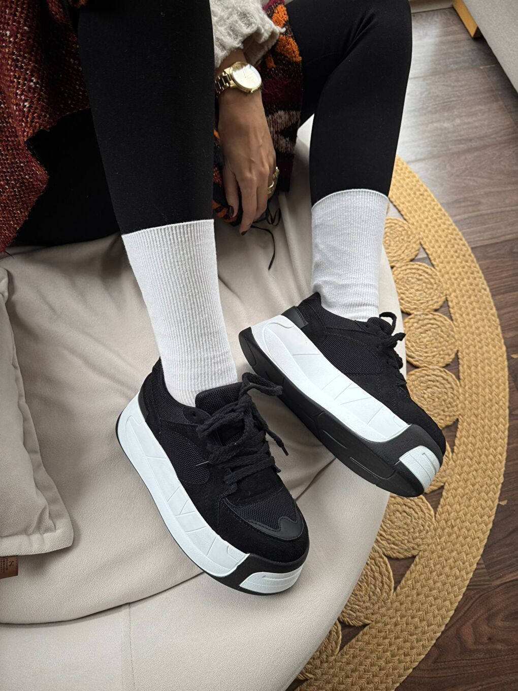 Siyah Kadın Rahat Kalıp Ortopedik Günlük Bağcıklı Sneakers Ve Spor Ayakkabı Yüksek Taban 6 Cm-1