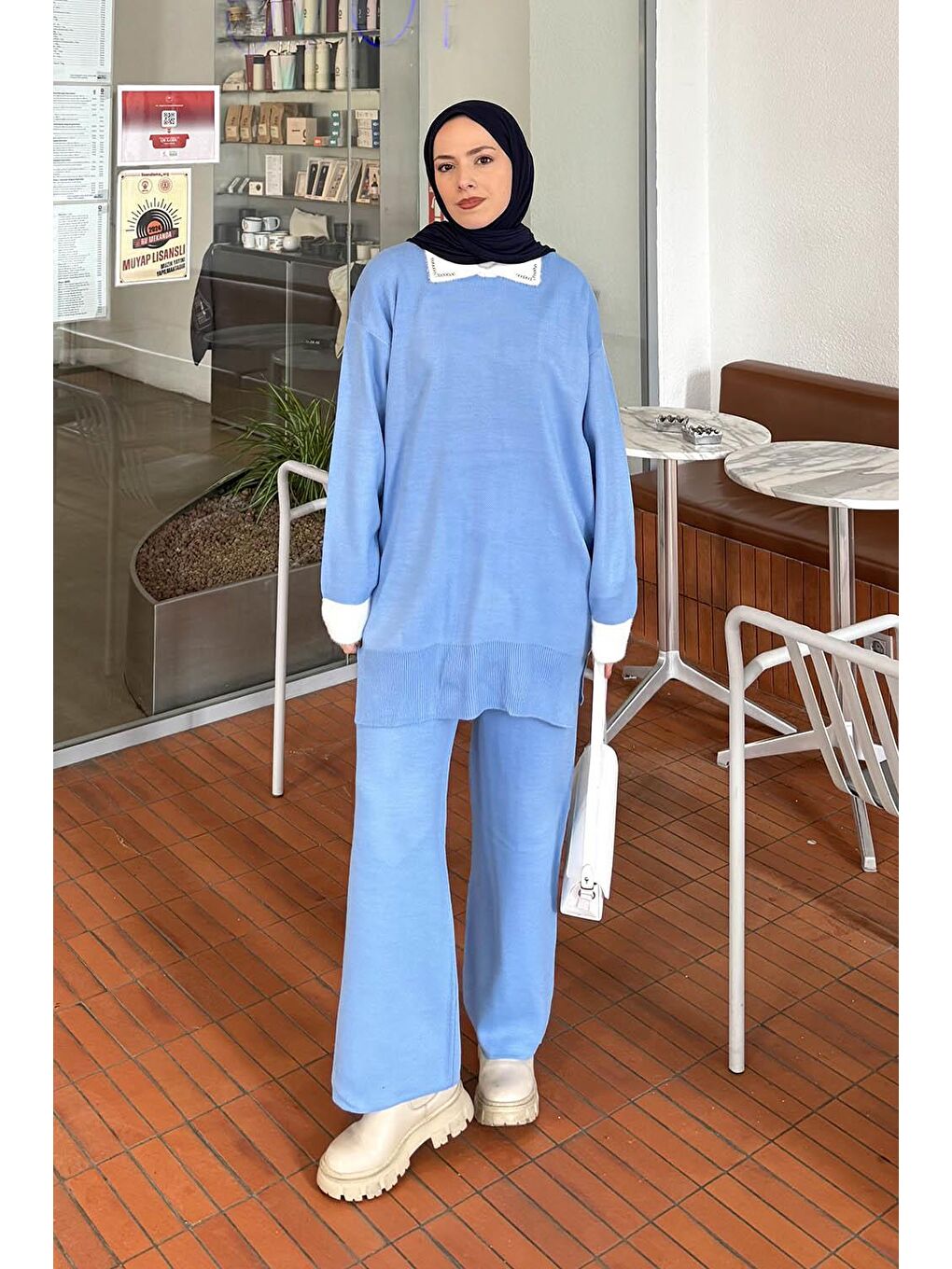 Yakası Taşlı Triko Takım Bebe Mavisi