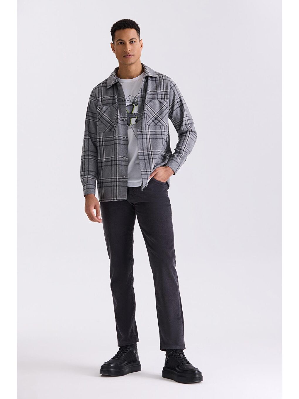 Gri Regular Fit Elastanlı Pamuklu Kadife Pantolon-1