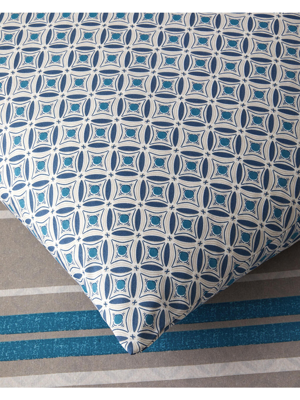 Line Motion Kolay Ütülenir Çift Kişilik Nevresim Takımı 200x220 cm Lacivert - Bej-3