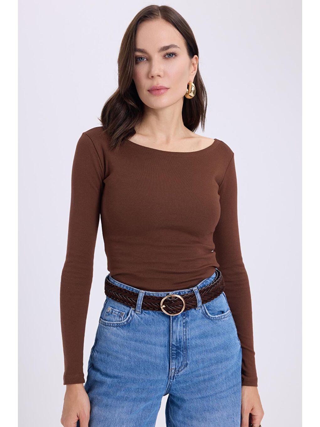 Kahverengi Kadın Slim Fit Dar Kesim Pamuklu Modal Kumaş Uzun Kollu Kayık Yaka Koyu Kahve Bluz-4