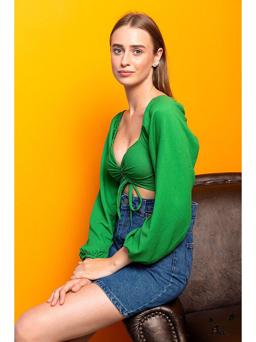 Yeşil Ön Tüneli Yaka Kol Lastikli Bluz-1