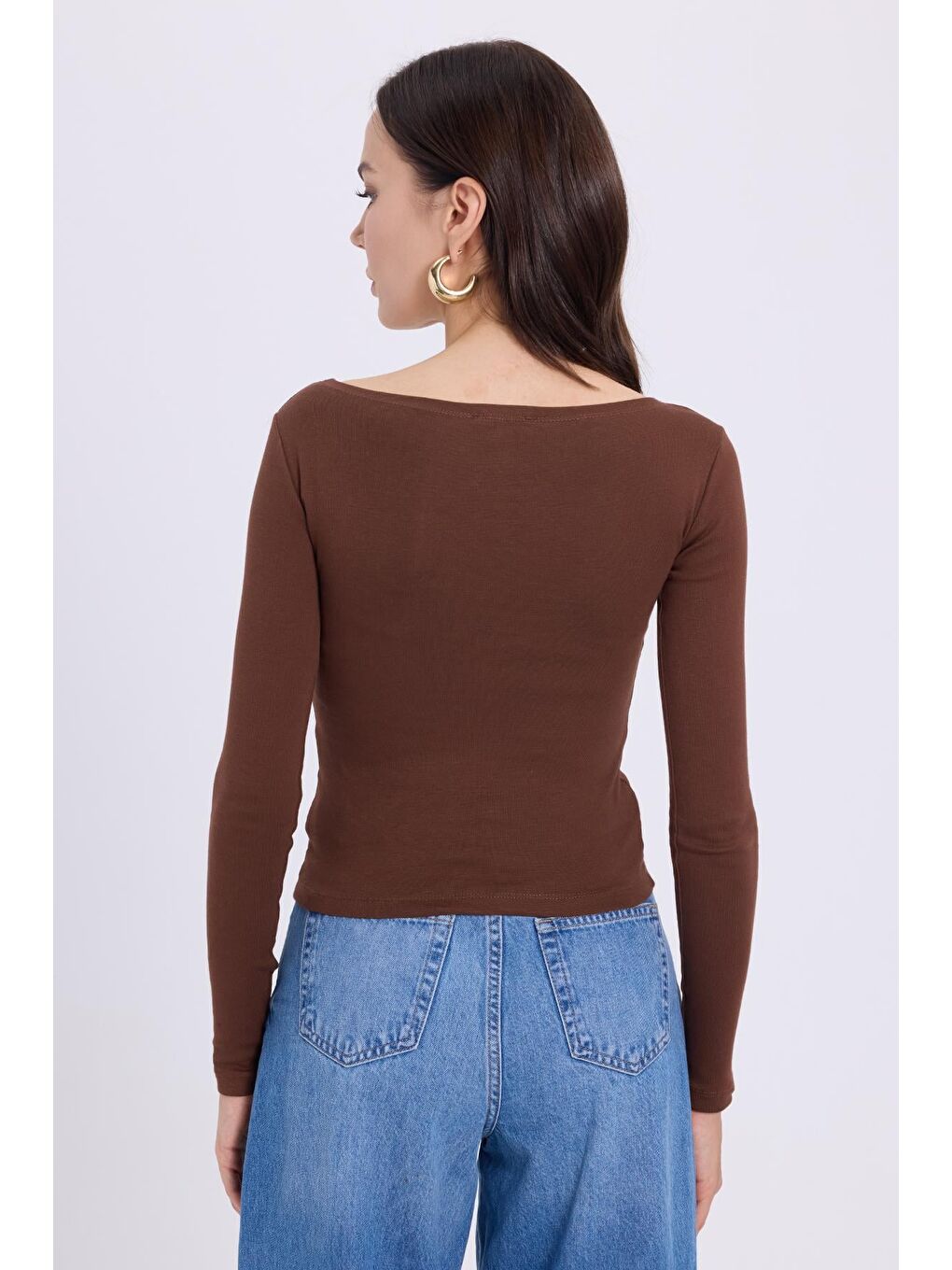 Kahverengi Kadın Slim Fit Dar Kesim Pamuklu Modal Kumaş Uzun Kollu Kayık Yaka Koyu Kahve Bluz-6