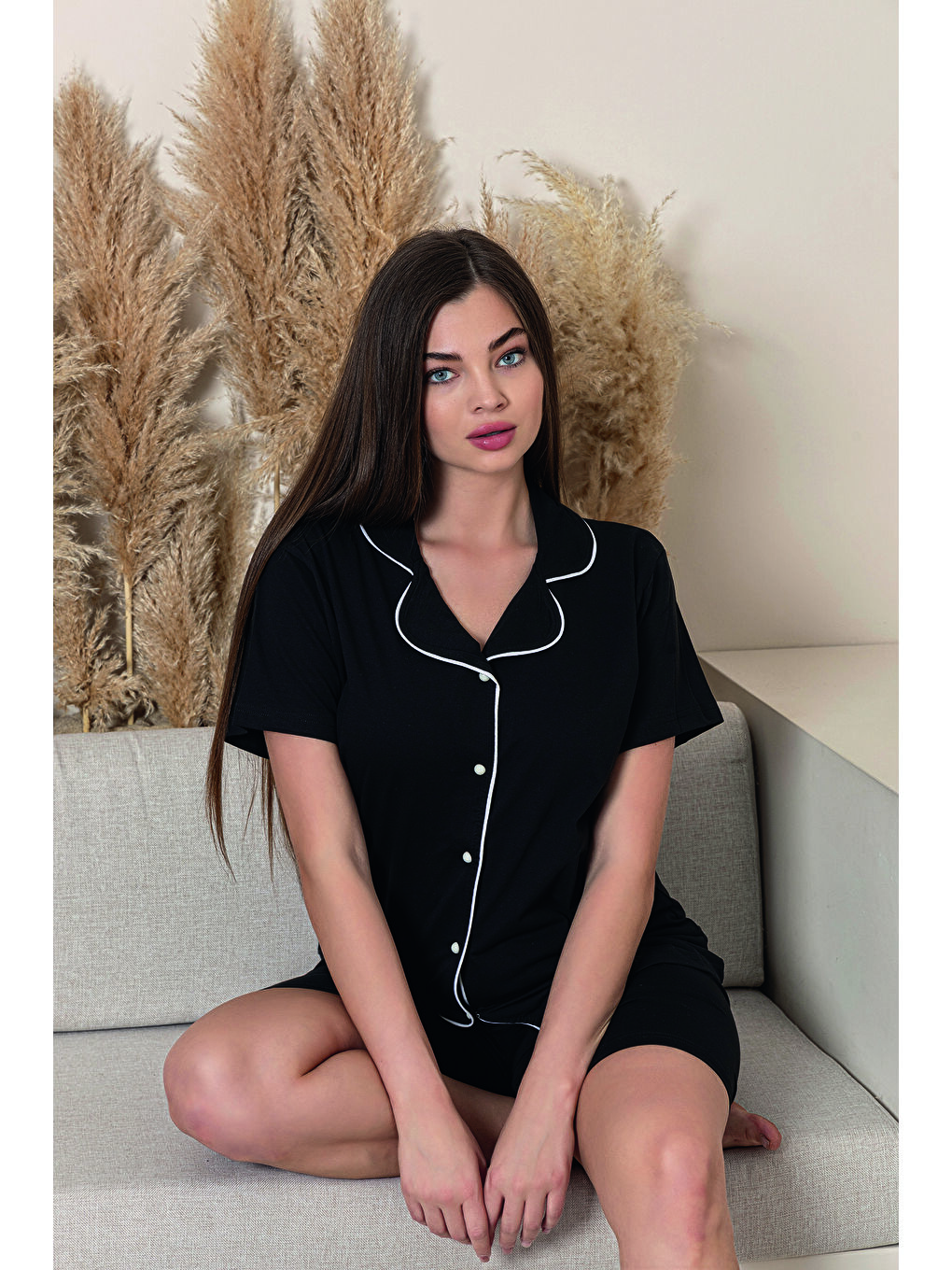 Kadın Siyah %100 Pamuk Biyeli Yüksek Kaliteli Gömlek Yaka Düğmeli Kısa Kollu Şortlu Pijama Takımı