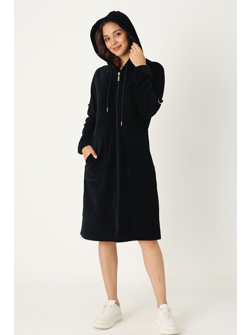 Siyah Kadın Haki Kapüşonlu Fermuarlı Pamuklu Kadife Cepli Elbise-1