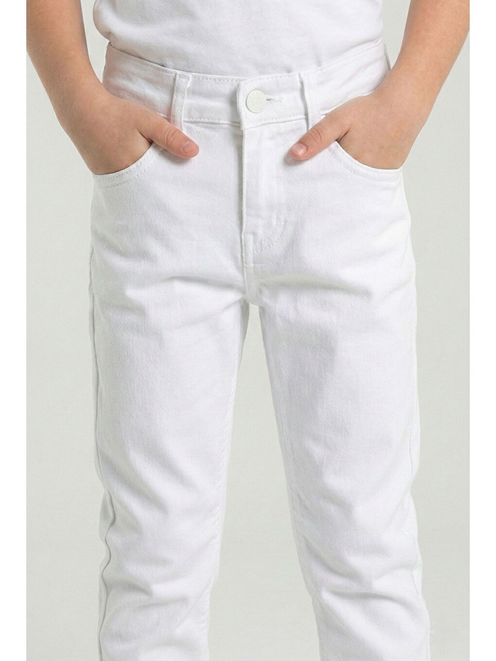 Beyaz Gabardin Fermuarlı Cepli Erkek Çocuk Pantolon M00790-2