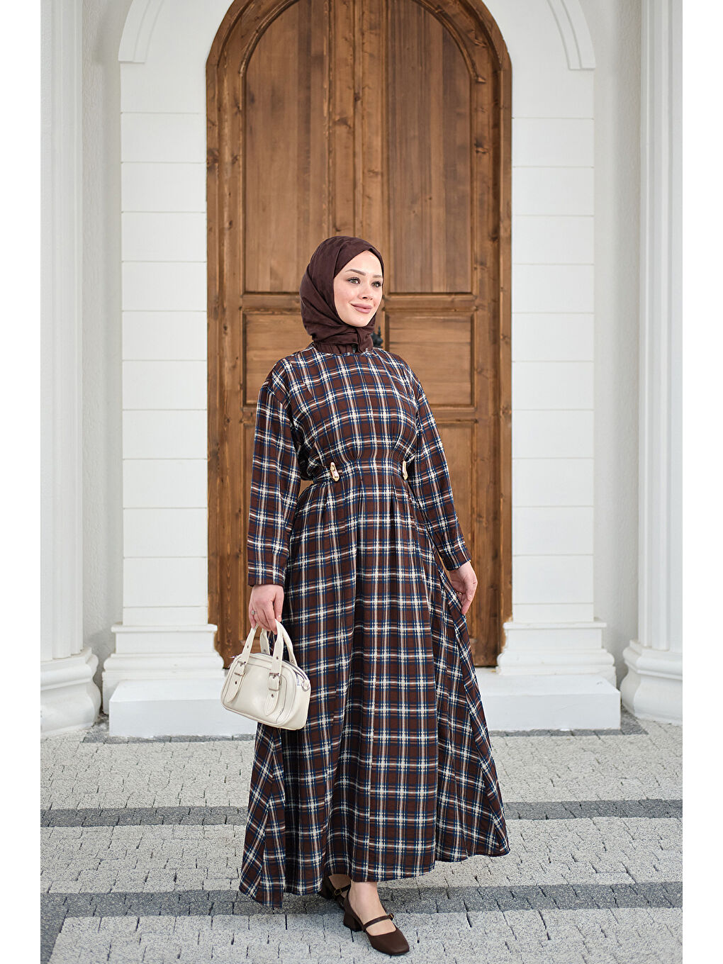 Kadın Ekose Desen Bronş Detay Arkadan Bağlamalı Elbise Kahverengi-1