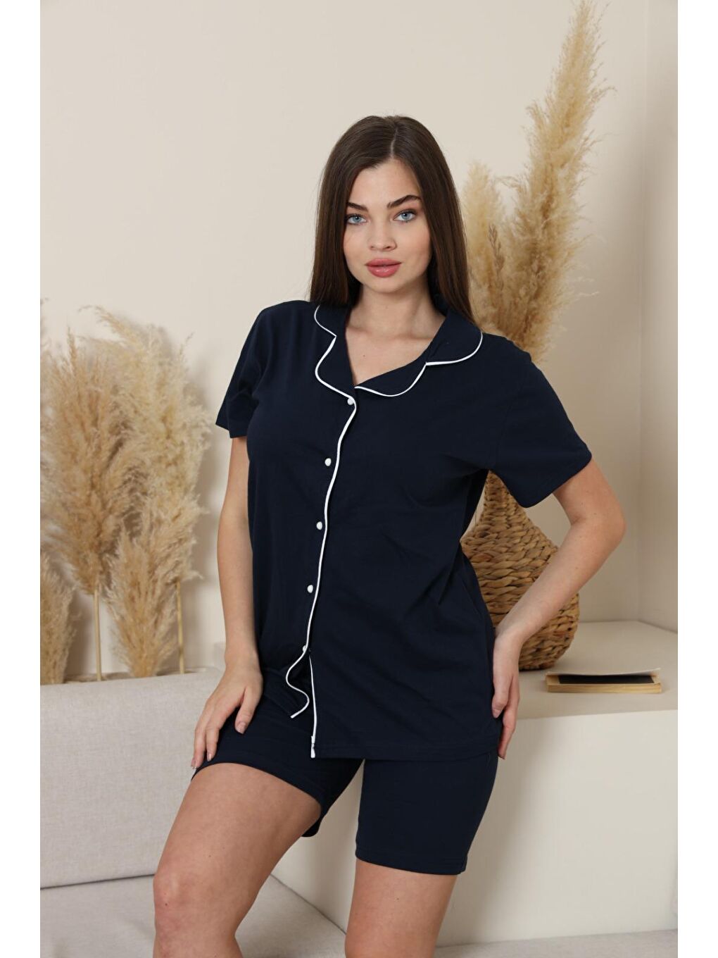 Kadın Lacivert %100 Pamuk Biyeli Yüksek Kaliteli Gömlek Yaka Düğmeli Kısa Kollu Şortlu Pijama Takımı