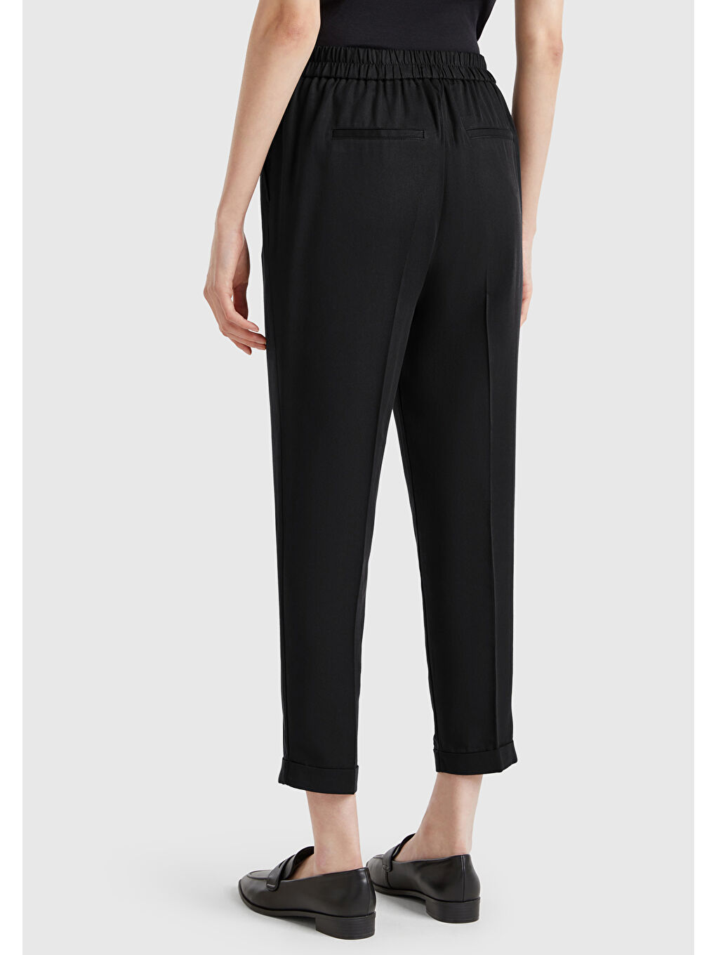 Kadın Siyah %100 Liyosel Paçası Kıvrımlı Beli Lastikli Pantolon-2