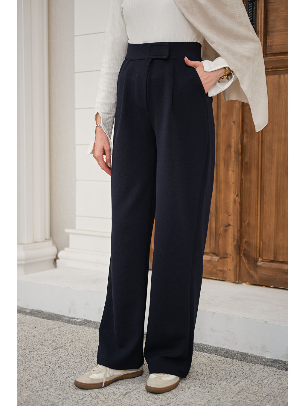 Kadın Cırtcırt Detay Kumaş Pantolon Lacivert-2