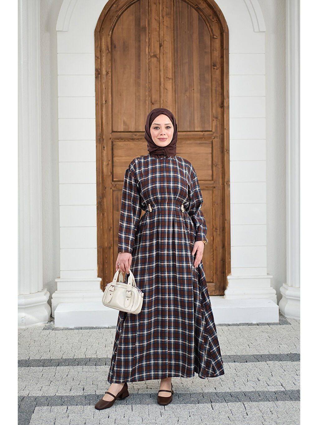 Kadın Ekose Desen Bronş Detay Arkadan Bağlamalı Elbise Kahverengi-3