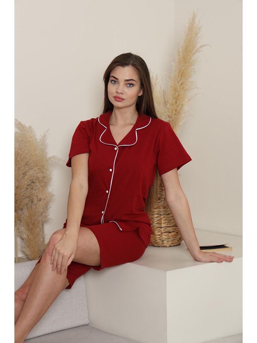 Kadın Bordo %100 Pamuk Biyeli Yüksek Kaliteli Gömlek Yaka Düğmeli Kısa Kollu Şortlu Pijama Takımı