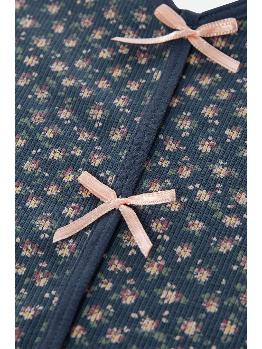 Mavi Kadın Çiçek Desenli Gül Fiyonklu İp Askılı Şort Takım-3