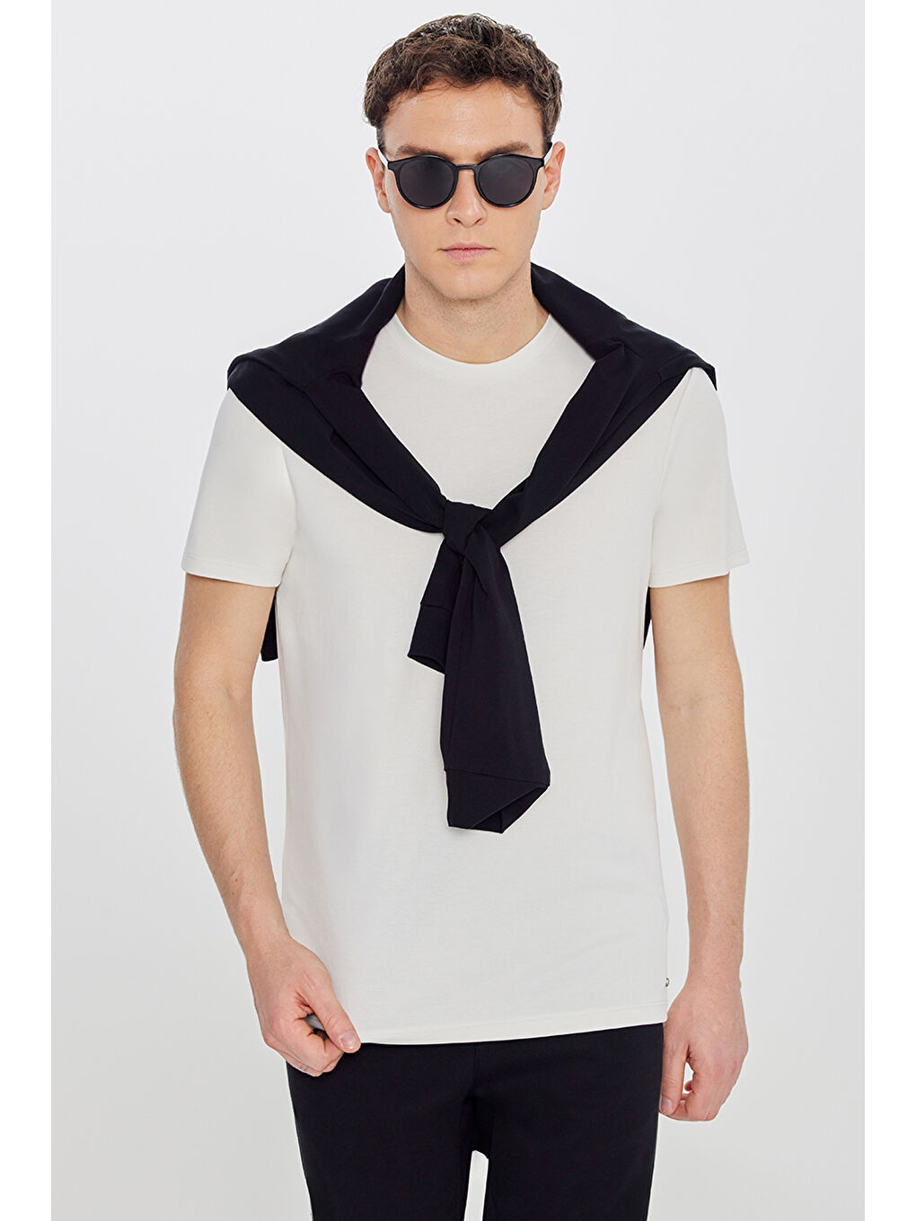 Erkek Bej Yumuşak Dokulu Slim Fit Dar Kesim Bisiklet Yaka Tişört