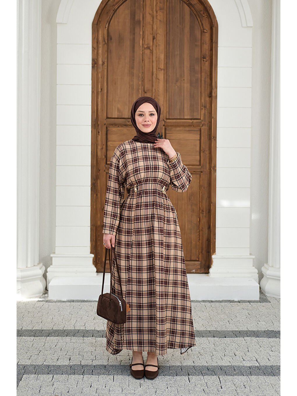 Bej Kadın Ekose Desen Bronş Detay Arkadan Bağlamalı Elbise Vizon-4