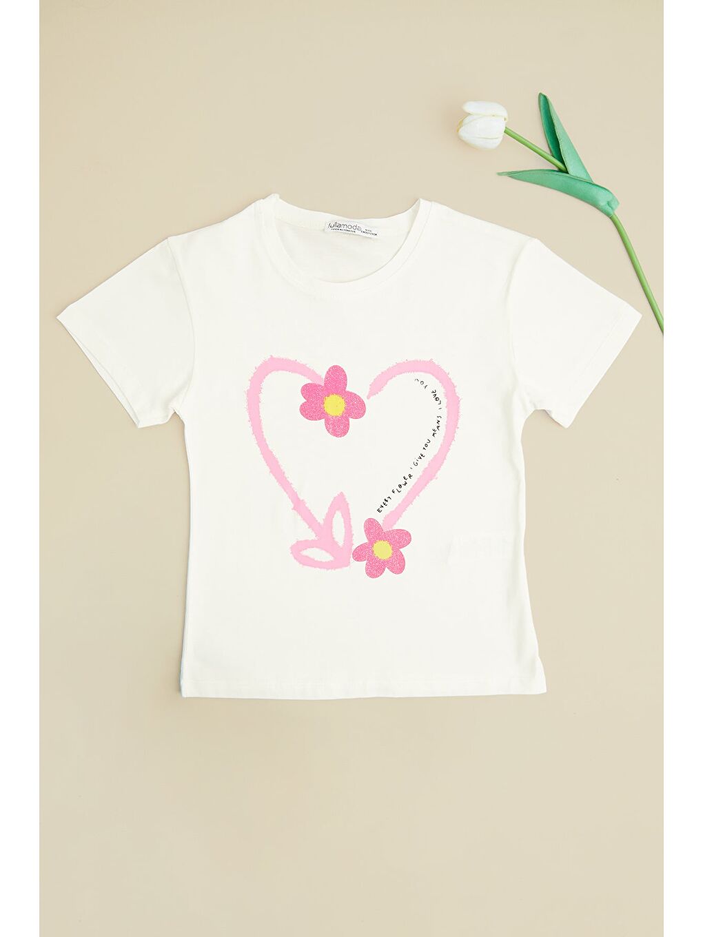 Ekru Kalp Ve Çiçek Baskılı Kız Çocuk Tişört