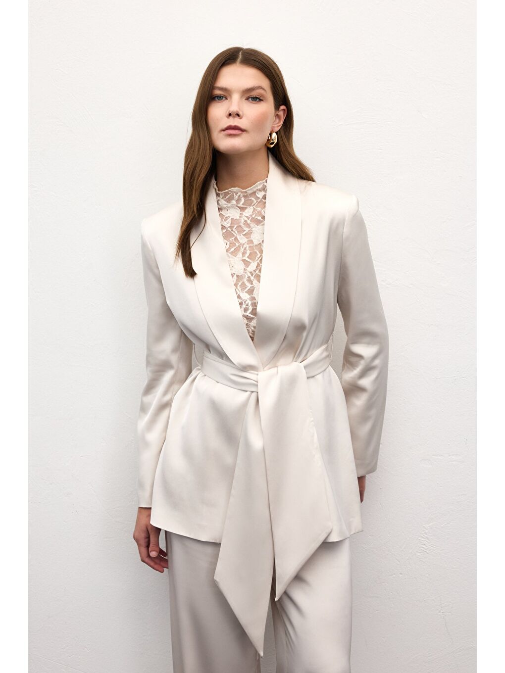 Bej Kuşaklı Saten Ceket - Taş-5