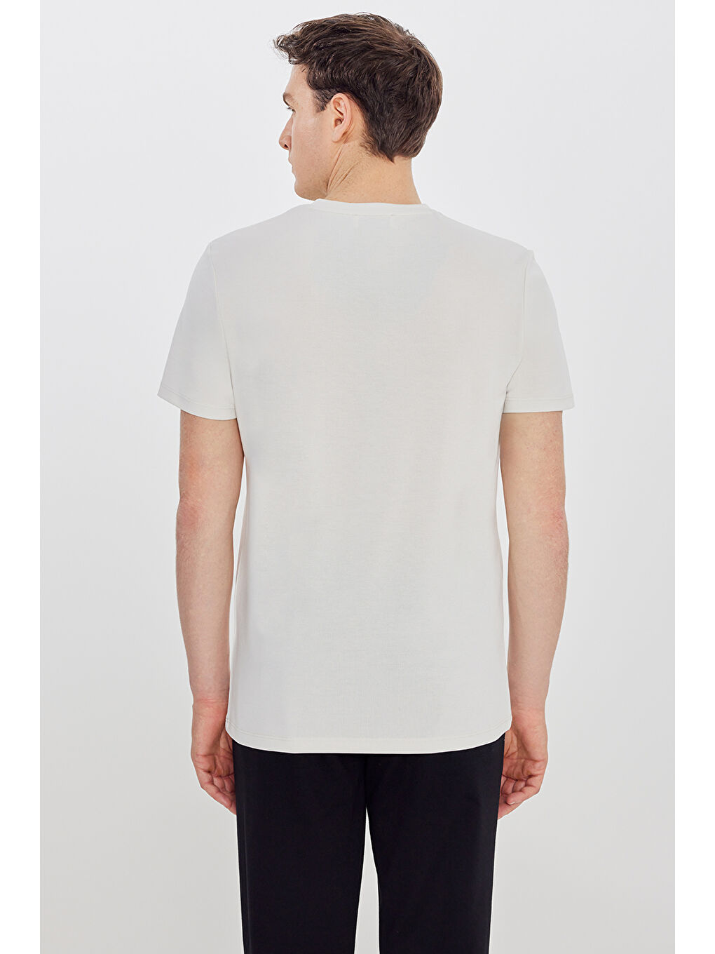 Erkek Bej Yumuşak Dokulu Slim Fit Dar Kesim Bisiklet Yaka Tişört-4