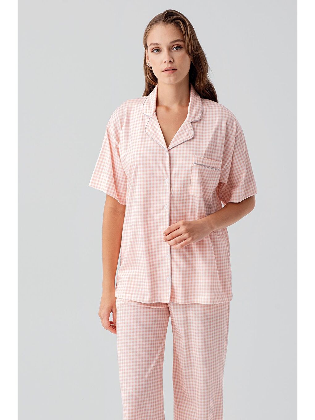 Pembe Kısa Kollu Düğmeli Cepli Pötikare Pamuklu Pijama Takım 19201-3