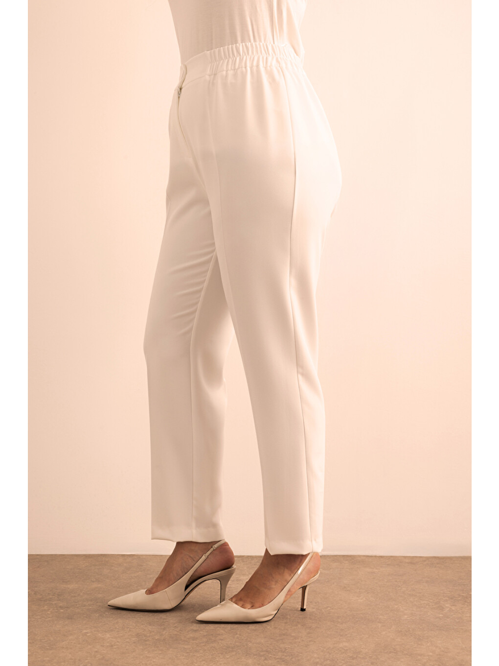 Ekru Beli Lastikli Dokuma Pantolon-4