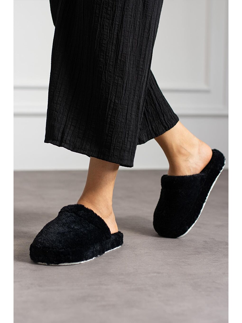 Karışık 3'lü Paket TÜYLÜ KAPALI Kapalı Kadın Terlik Ev Terliği-6