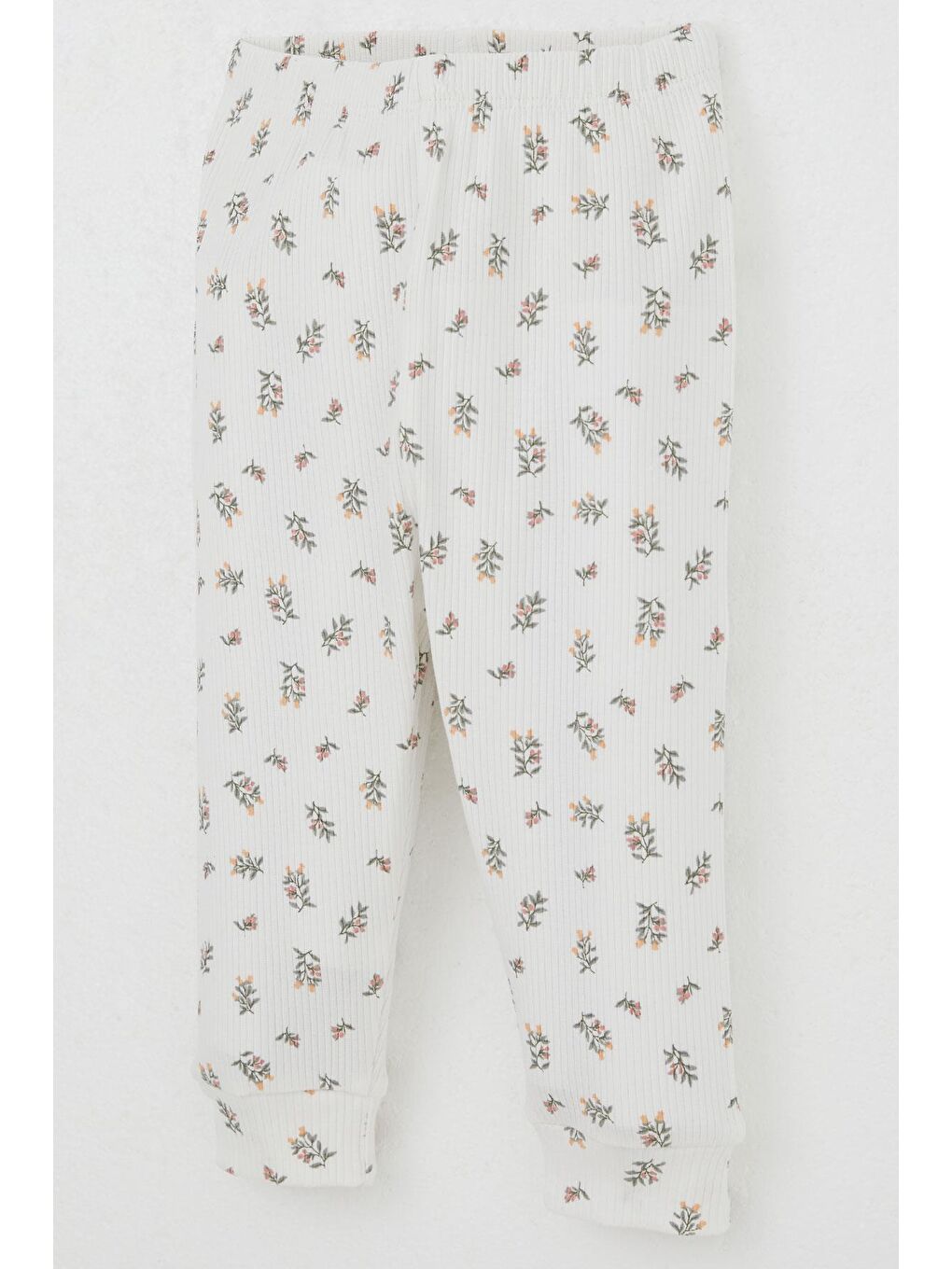 Kız Bebek Pijama Takımı Omuzdan Patlı Çiçek Desenli Ekru (4 Ay-1 Yaş)-2