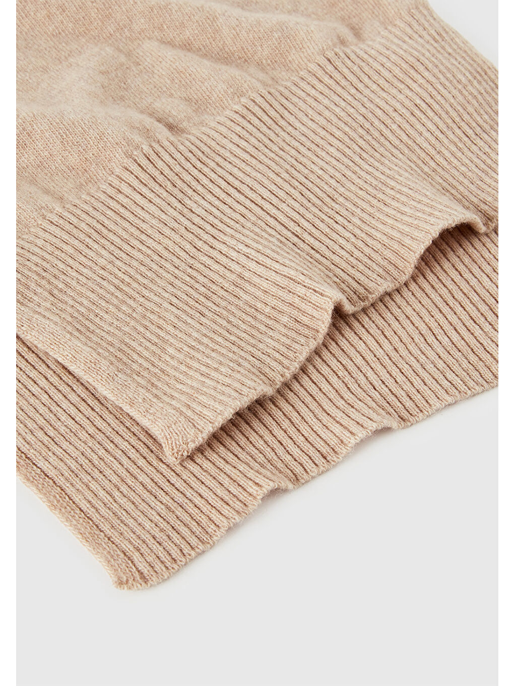 Kadın Ekru %100 Merino Atkı-1