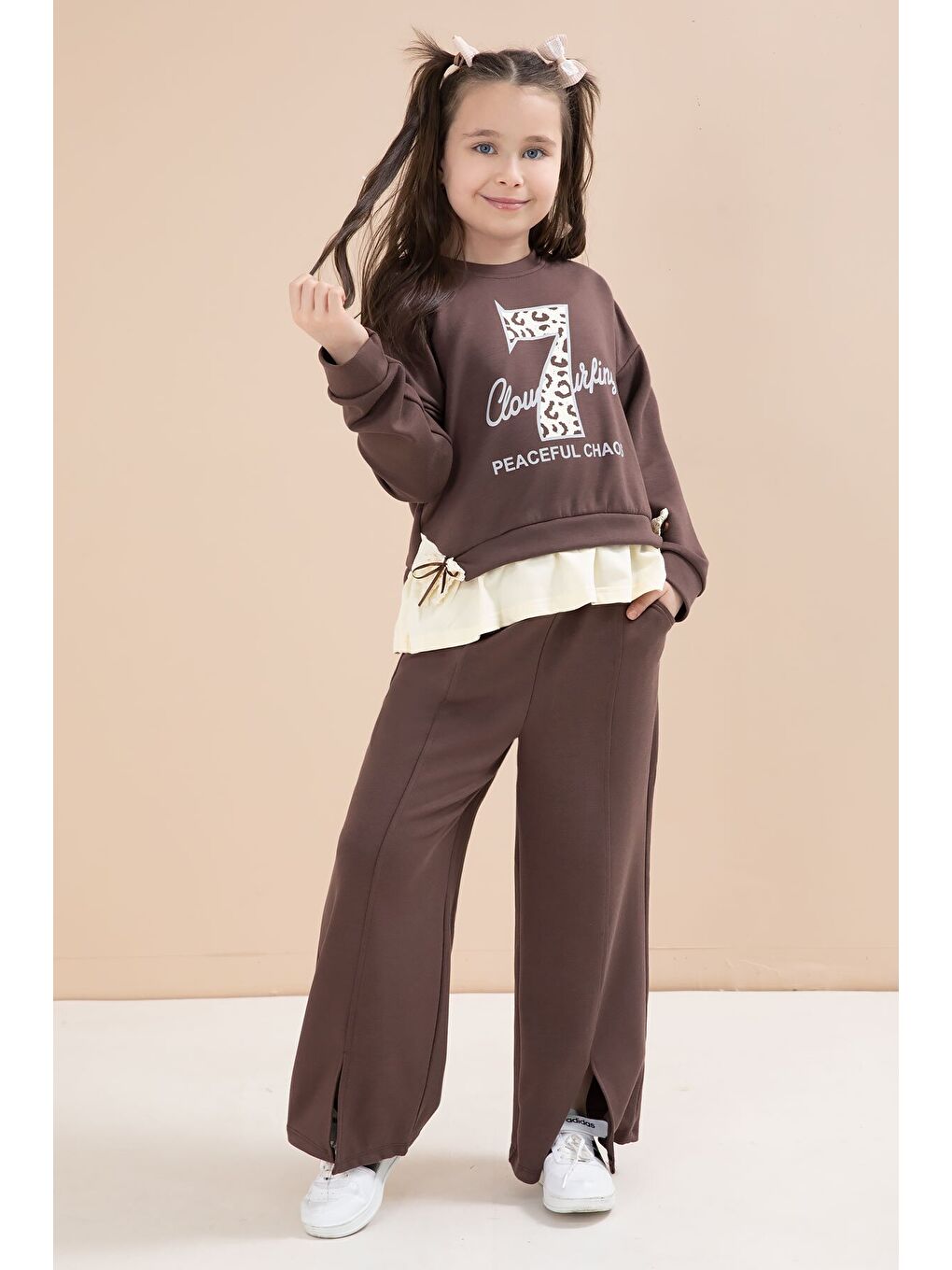 Kahverengi Yırtmaçlı Pantolonlu Fiyonklu Yazılı Badili Kız Çocuk 2li Takım 23596-1