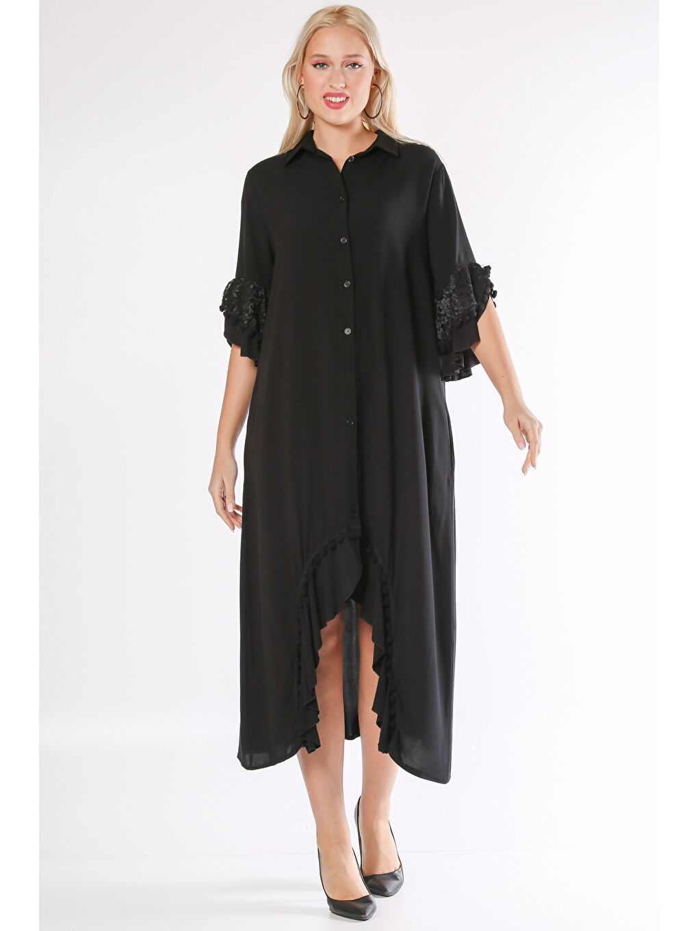 Siyah Gömlek Yaka 3/4 Kol Düğmeli Kol Ve Etek Ucu Fırfırlı Geniş Kesim Dokuma Elbise-4