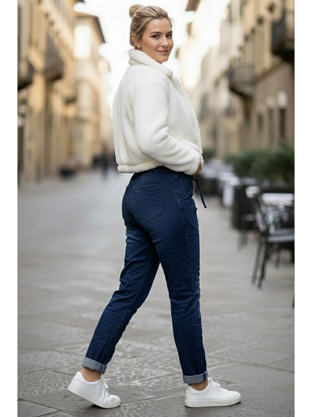 İtalyan Jean Mavisi Cepli Varak Baskılı Lastikli Ve Bağlamalı Bel Elastan Denim Pantolon 100 55-3