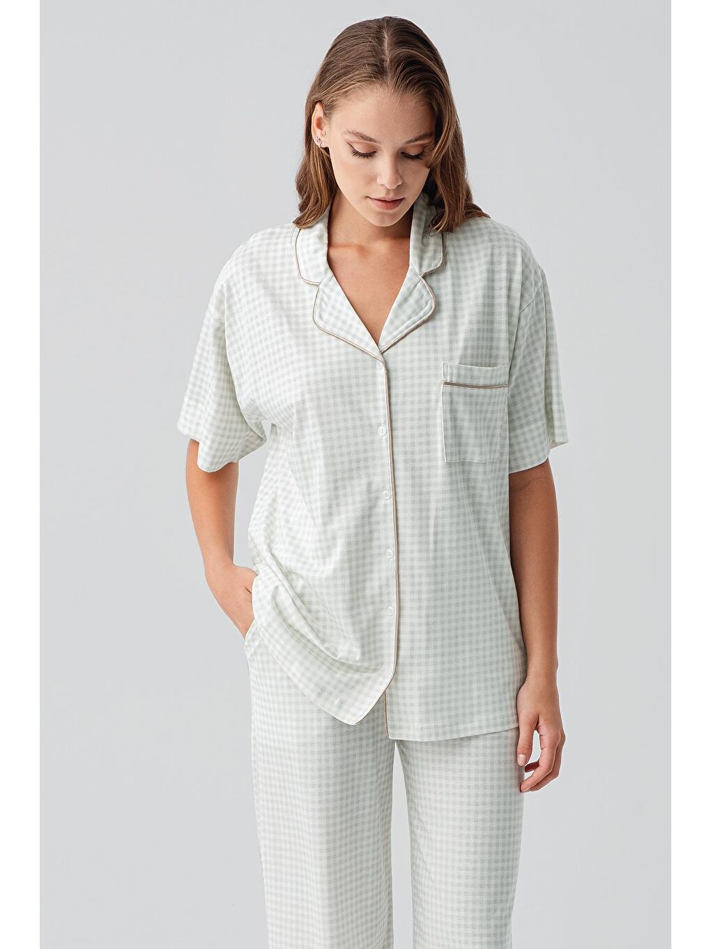 Yeşil Kısa Kollu Düğmeli Cepli Pötikare Pamuklu Pijama Takım 19201-3